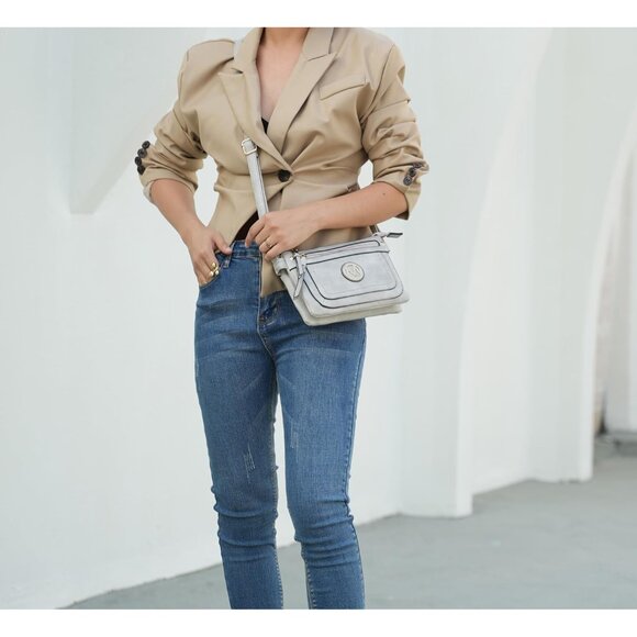 Crossbody Bag Vegan Leather Women Adjustable Strap Shoulder Purse for Everyday - Picture 2 of 8